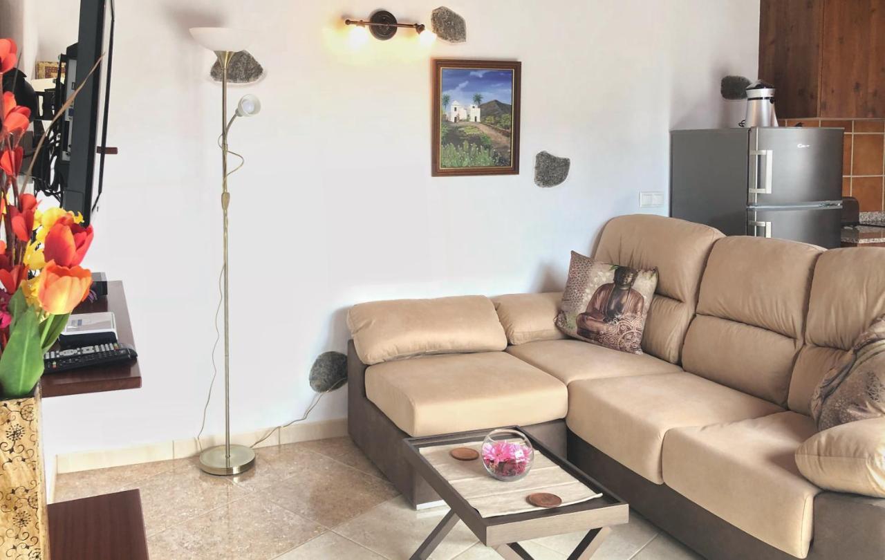 Sun, Relax & Lava, Free Wifi 600Mb, Bbq Villa Tinajo Exterior photo